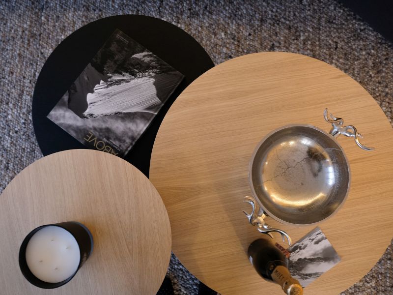 Projet d'aménagement et de décoration d'appartement de montagne Haute -Nendaz - Livre de Thomas Crauwels - Above