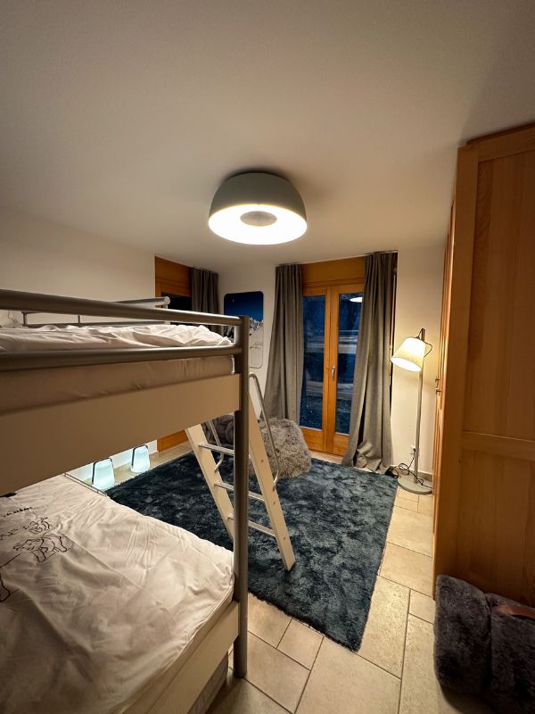 Projet d'aménagement et de décoration d'appartement de montagne Haute -Nendaz - Chambre des enfants aux teintes douces