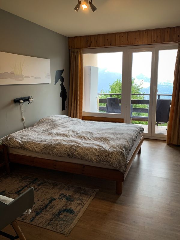 Projet d'aménagement et de décoration d'appartement de montagne Haute -Nendaz - Chambre avant rénovation